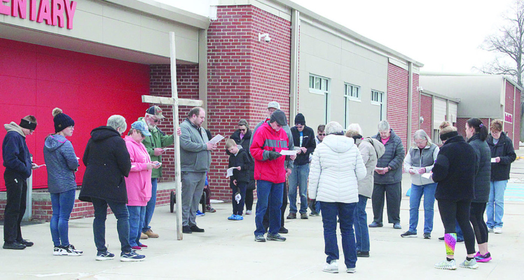 Group focused on Good Friday
