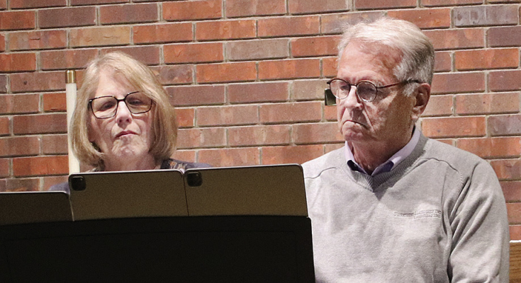 IZ salad supper features ‘Benchwarmers’
