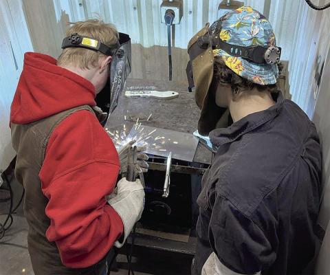 FFA members get welding training