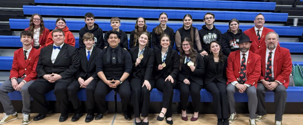 The 2026 Cardinal Speech Team poses for a final team photo