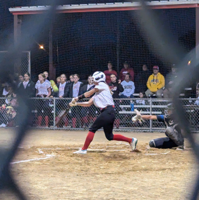 #13 Katelyn Curry at bat against GACC.