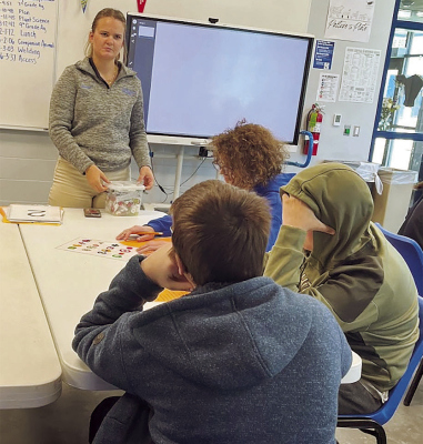 Nebraska FFA State Vice President Bethany Nichols spent a day last week with the Newman Grove agriculture classes teaching students about leadership, opportunities in FFA, and much more. Bethany is a member of the Bridgeport FFA Chapter.